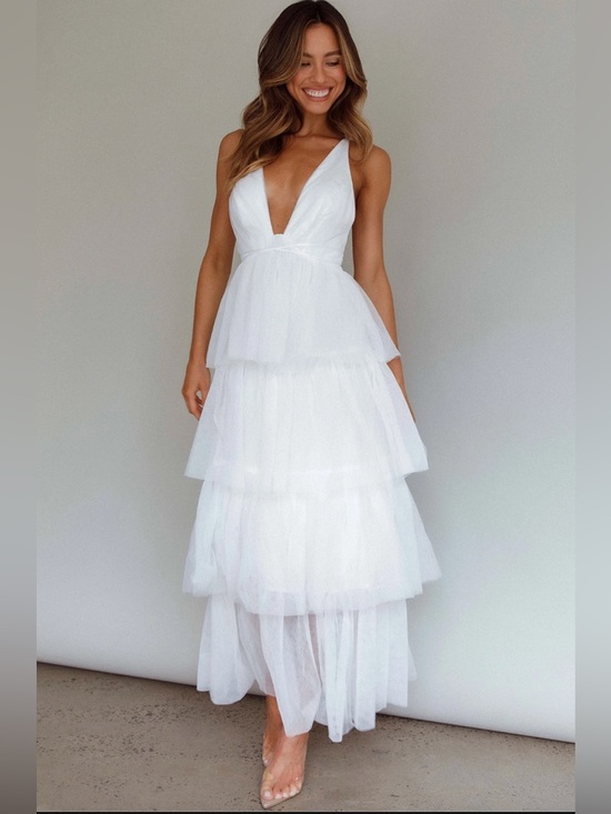 Dresses & Skirts - *24 HOUR SALE* A Bridal Moment White Tulle Maxi Dress